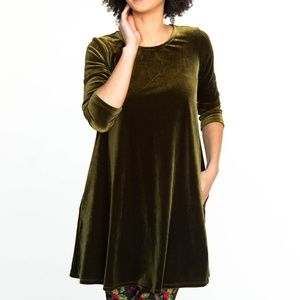 deep green velvet swing tunic